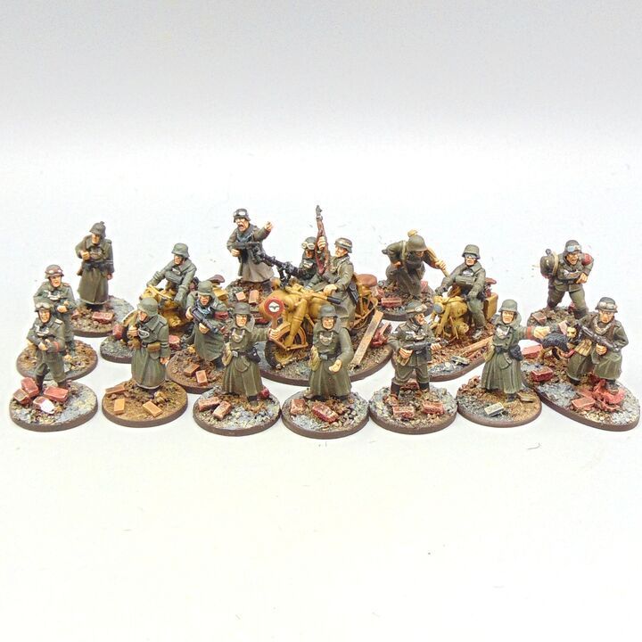 Grade B - Various Manufacturers - WW2, Battle for Berlin - German Feldgendarmerie