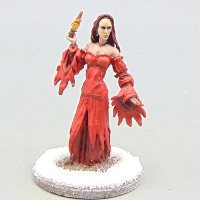 Grade B - Dark Sword Miniatures - Fantasy/Game of Thrones - Melisandre - Priestess of R'hllor Grade B - Dark Sword Miniatures - Fantasy/Game of Thrones - Melisandre - Priestess of R'hllor