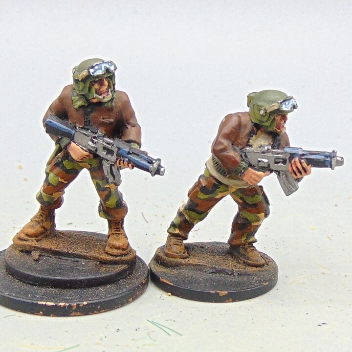 Grade B - Unidentified Manufacturer - Future Wars - Troopers (Dismounted Vehicle Crew?) Grade B - Unidentified Manufacturer - Future Wars - Troopers (Dismounted Vehicle Crew?)