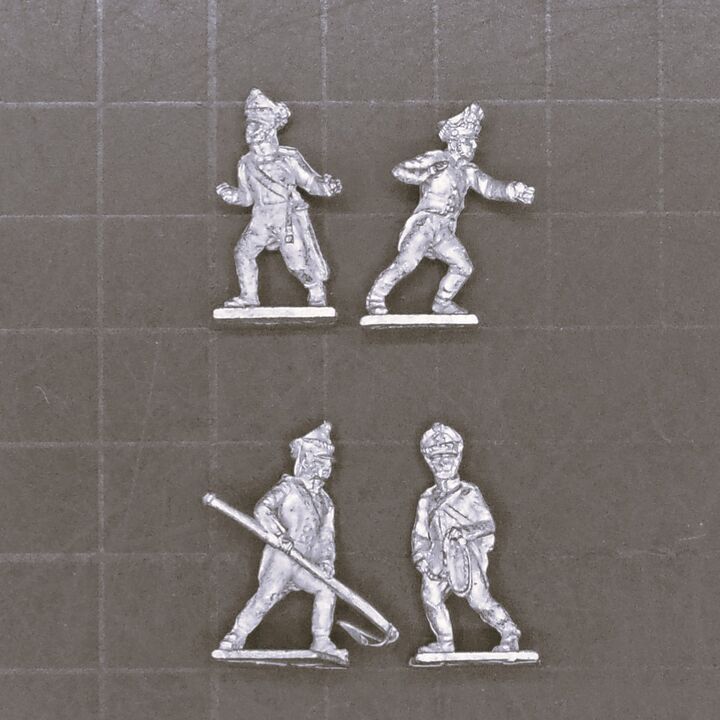 AB Figures, Napoleonic - Late Russian Foot Artillery Crew, Moving