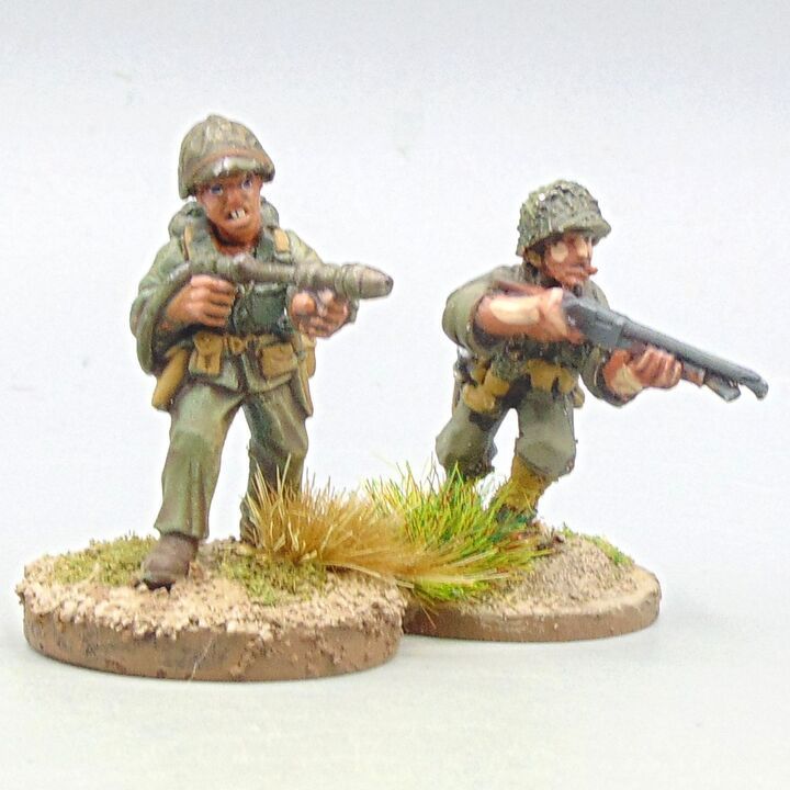 Grade C - Warlord Games - WW2 Burma & Pacific - US Marine Corps Flamethrower Team