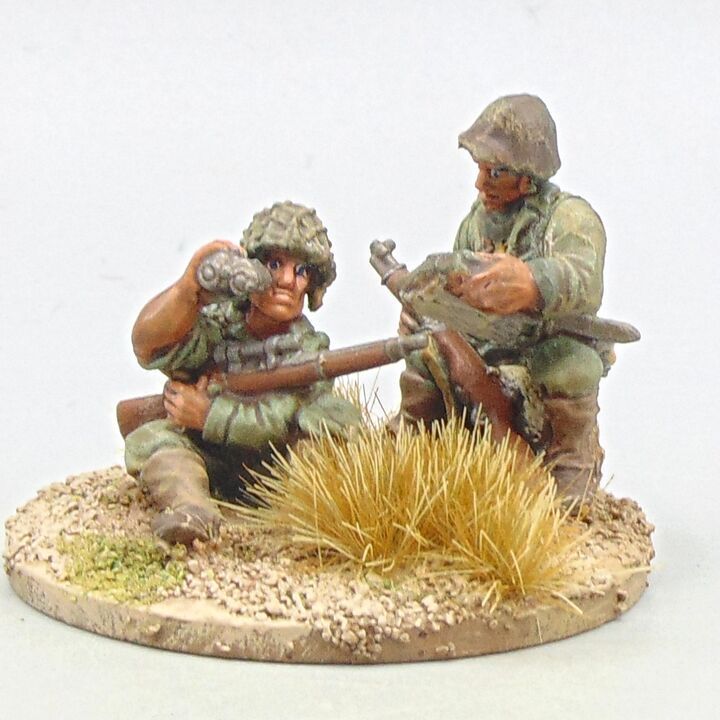 Grade C - Warlord Games - WW2 Burma & Pacific - US Marine Corps Sniper Team