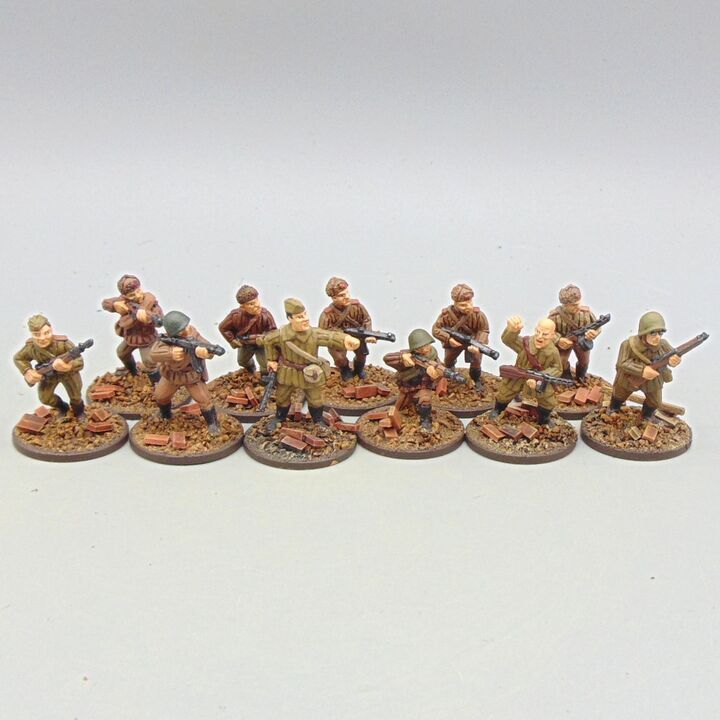Grade B - Black Tree Design/Warlord Games - WW2, Eastern Front - Soviet infantry