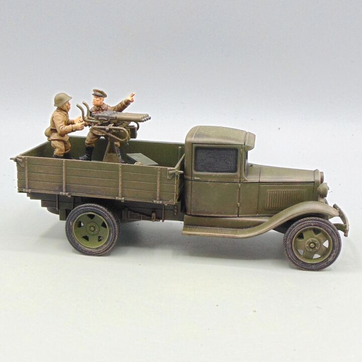 Grade C - Unidentified Manufacturer - WW2, Eastern Front - Soviet Gaz AA Truck with Crew Grade C - Unidentified Manufacturer - WW2, Eastern Front - Soviet Gaz AA Truck with Crew