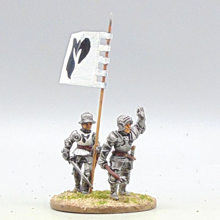 Grade D - Perry Miniatures - WOTR - Yorkist Command - Lord Hastings, with Standard Bearer