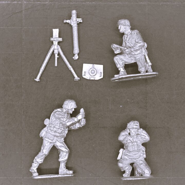 Offensive Miniatures, WW2: German Waffen SS 81mm Mortar Team Offensive Miniatures, WW2: German Waffen SS 81mm Mortar Team
