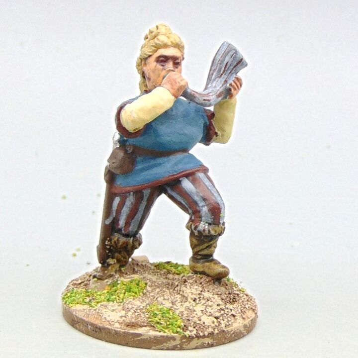 Grade D - Bad Squiddo Games - Dark Ages - Fat Viking Shieldmaiden Musician