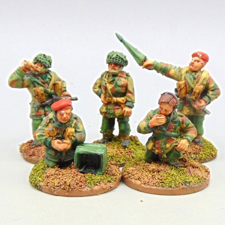 Grade D - Unidentified Manufacturer - WW2 - British Airborne Arnhem Command Group Grade D - Unidentified Manufacturer - WW2 - British Airborne Arnhem Command Group