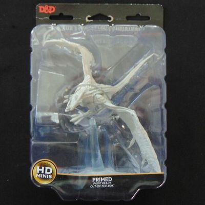 Nolzur's Marvelous Miniatures, Fantasy - D&D - Young White Dragon