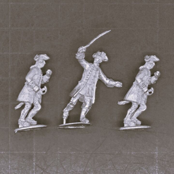 Cranntara Miniatures, Mid C18th - French Infantry Officer & Standard Bearers, Charging
