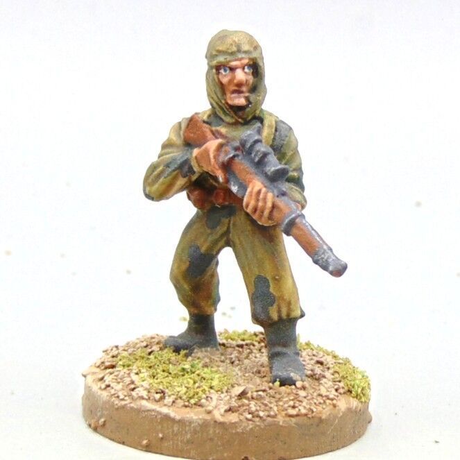 Grade C - Warlord Games - WW2 Eastern Front - Soviet Infantry Sniper Grade C - Warlord Games - WW2 Eastern Front - Soviet Infantry Sniper