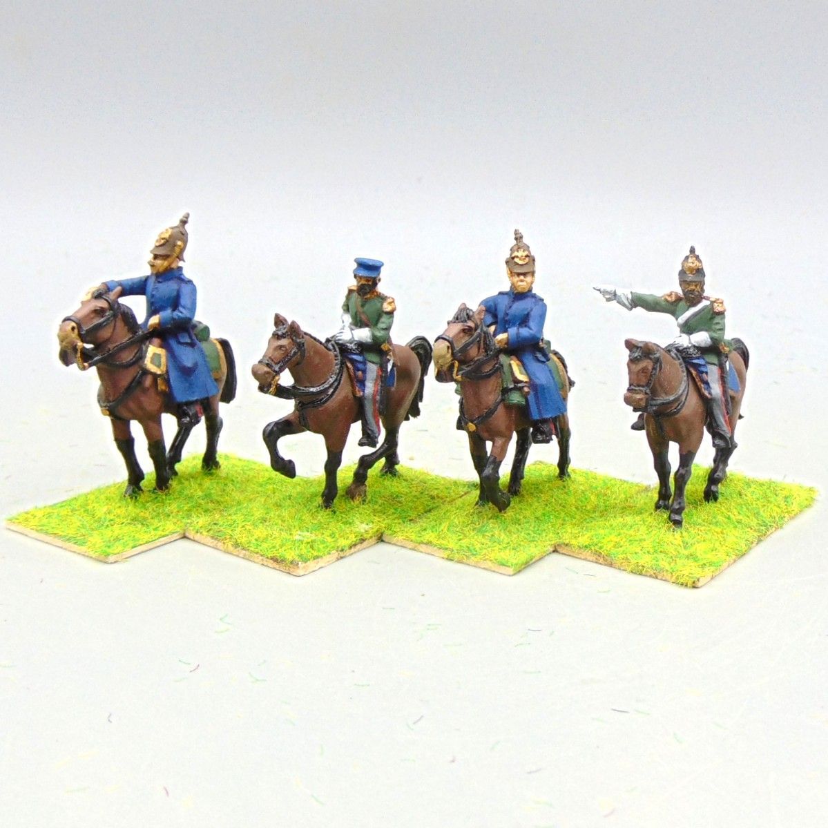 Grade D - Great War Miniatures - Crimean War - Mounted Russian Officers
