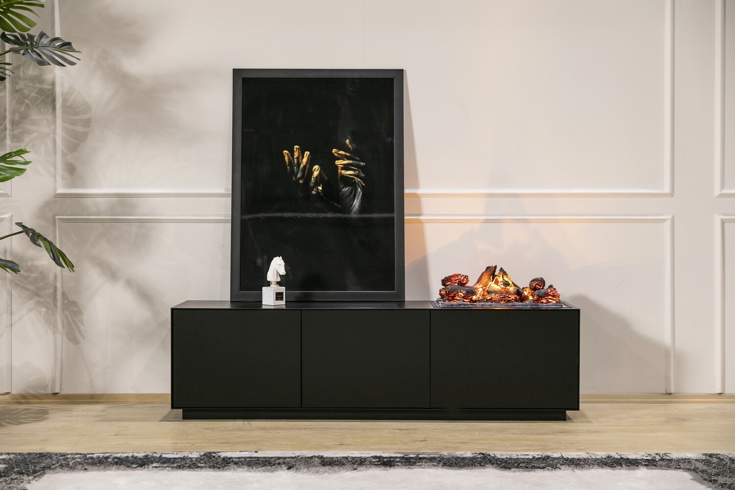 Dallas TV unit