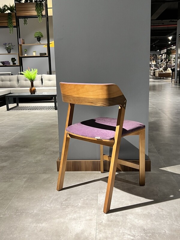 Tony Chair