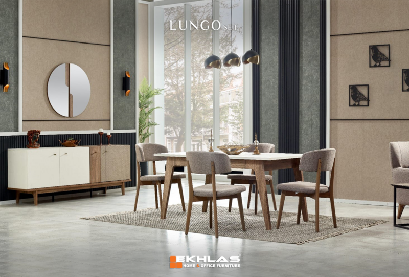 Lungo dining room