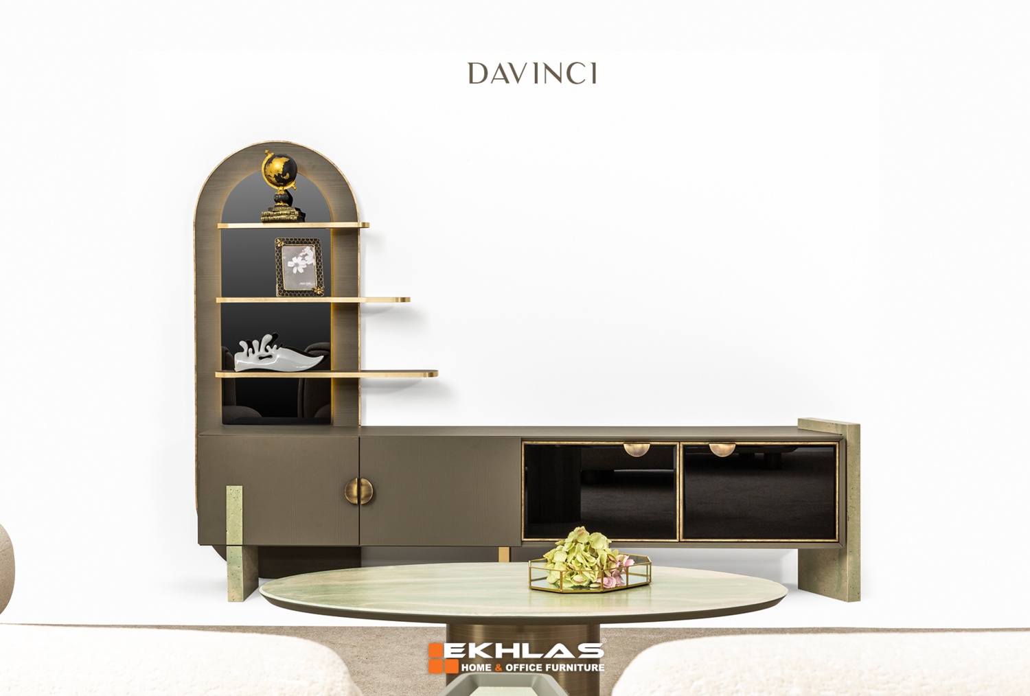 davinci Tv Table