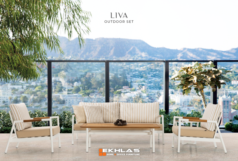 Liva Outdoor sofa