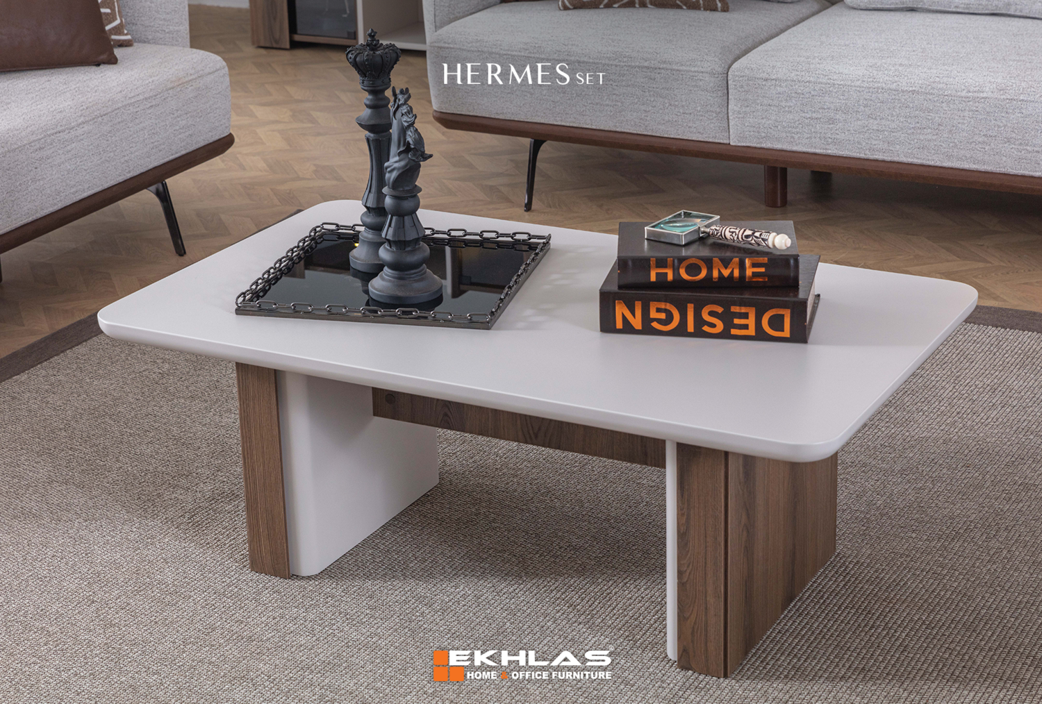 Hermes table
