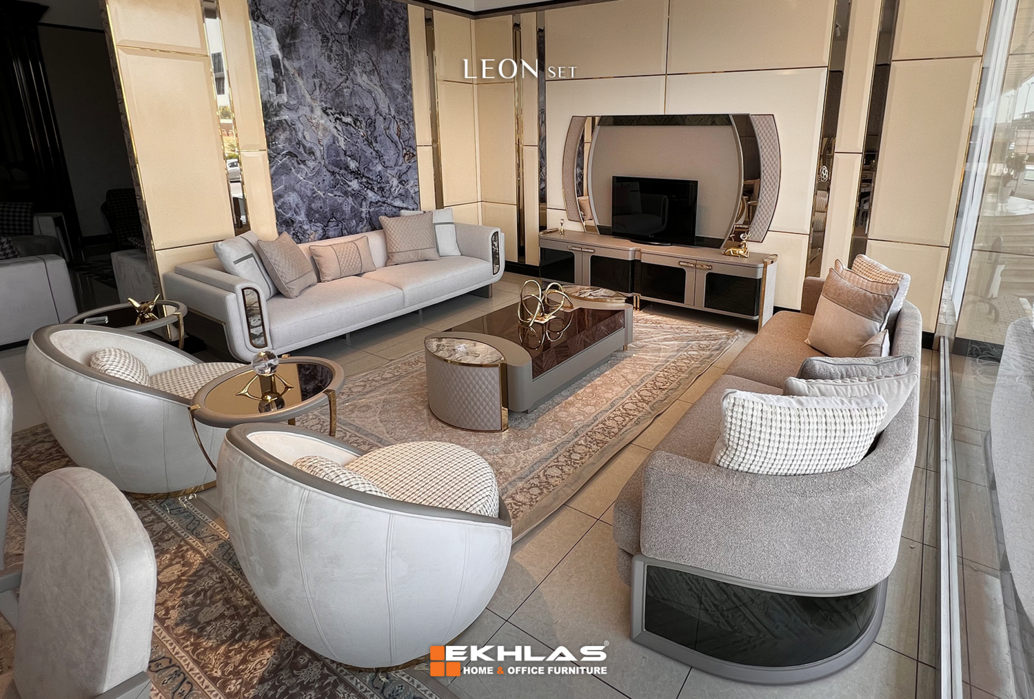 Leon sofa
