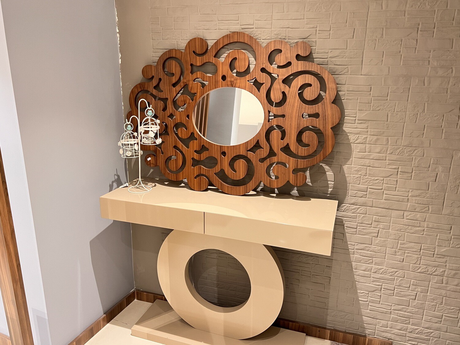 Com Mirror