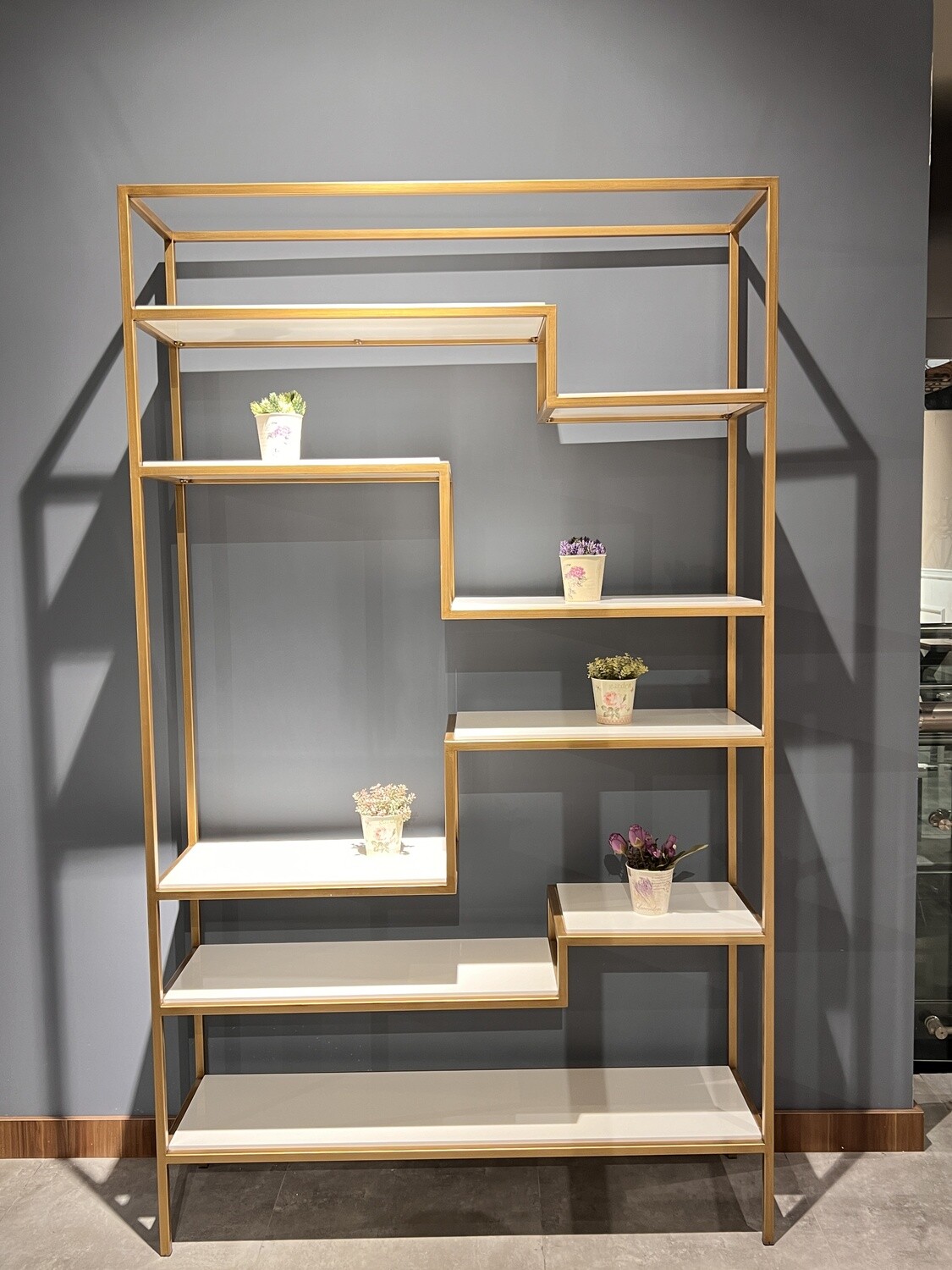 galery Book Shelf