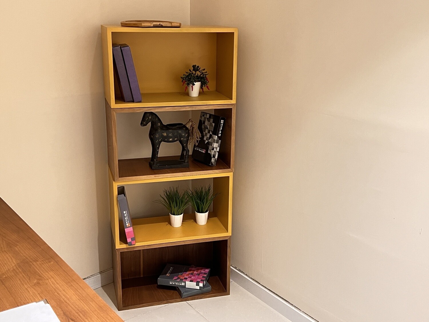 Domino book shelf