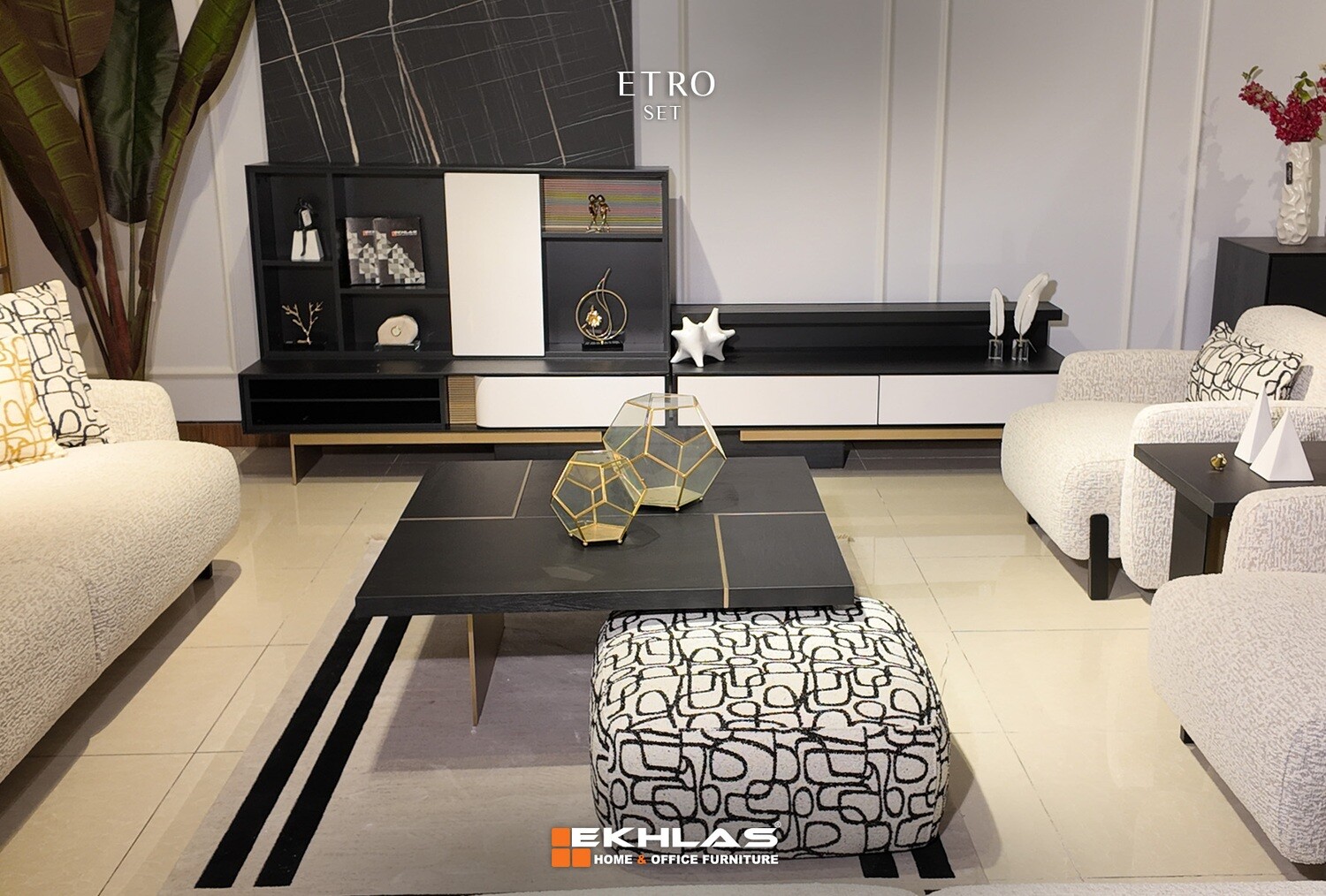 Etro tv table