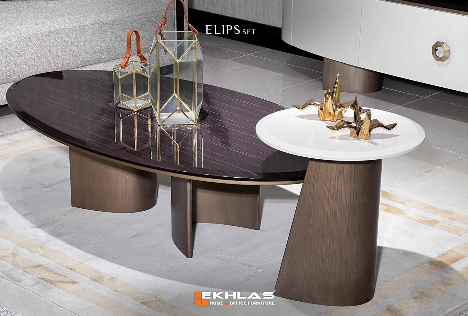 Elips Table