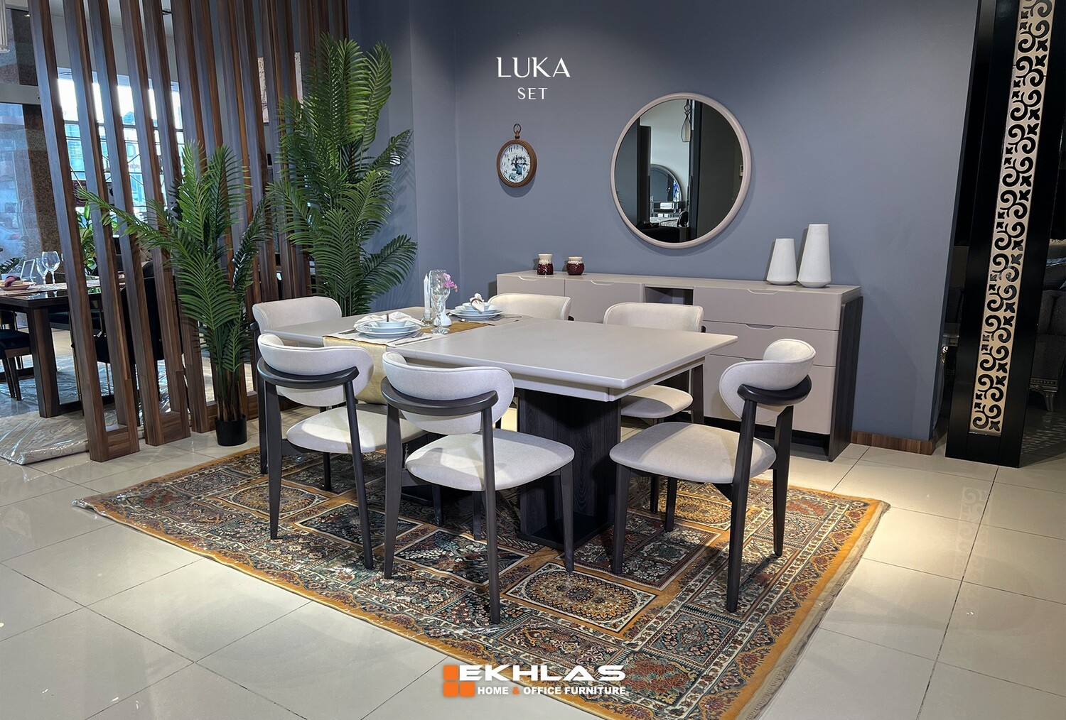 Luka dining room