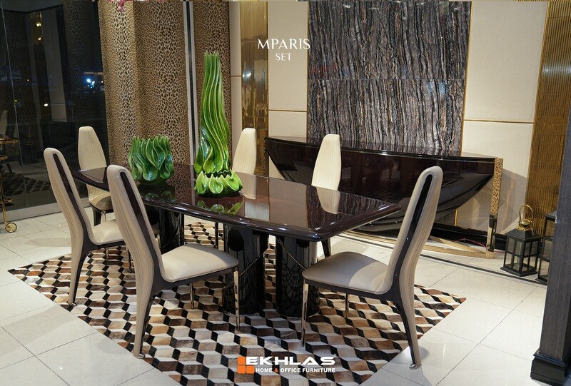 Mparis  dinign room