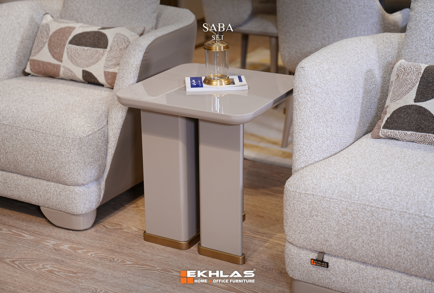 Saba side Table