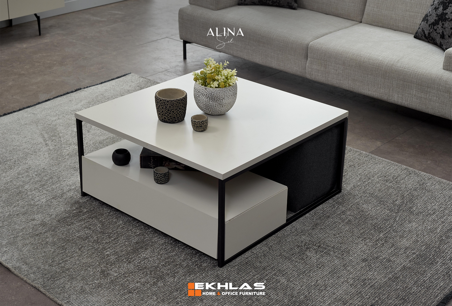 Alina Table