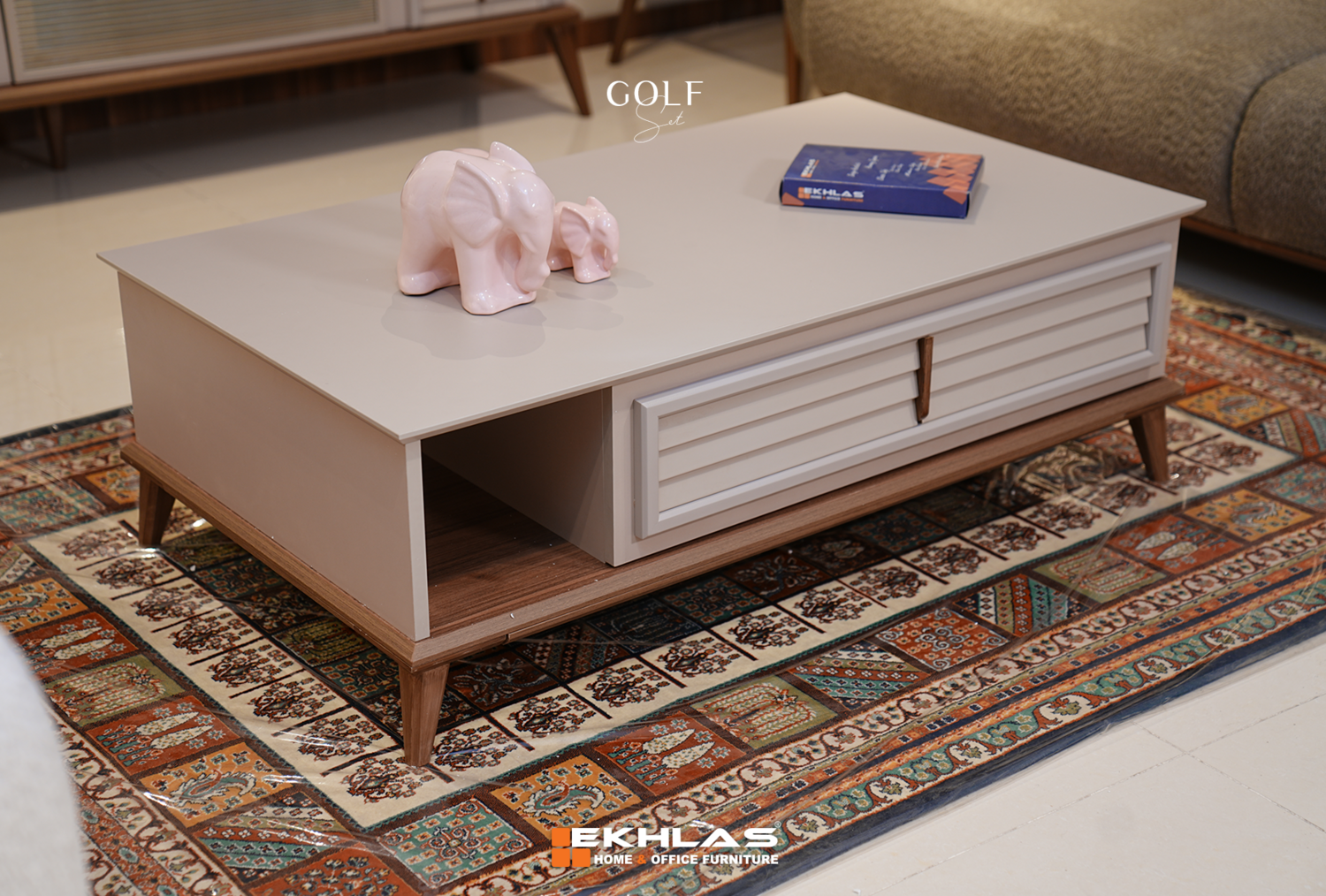 Golf table