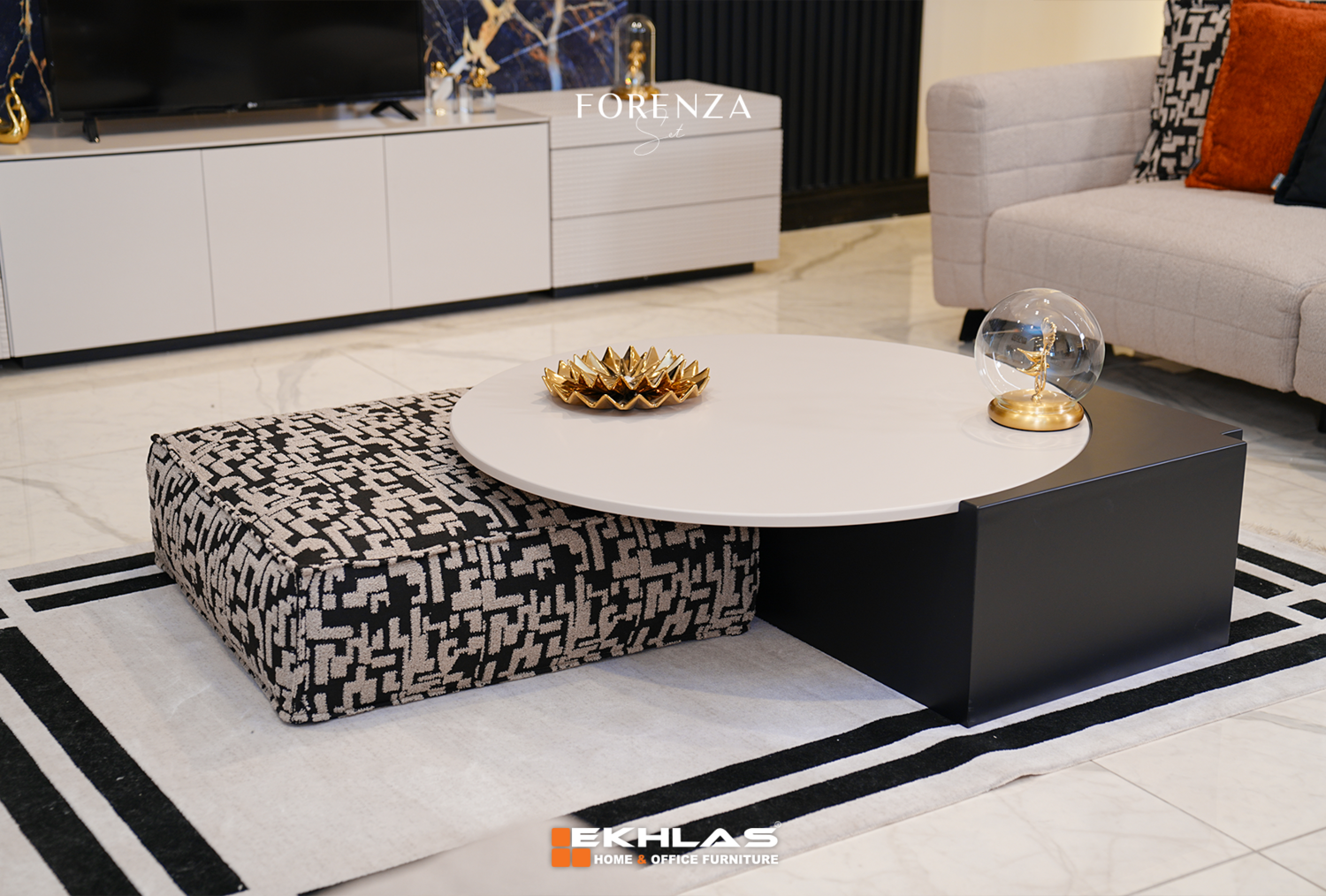 forenza middle table