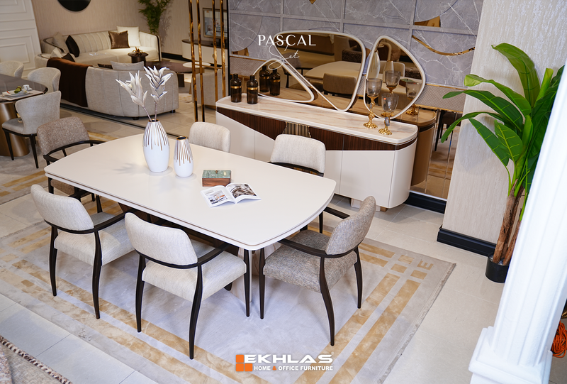 Pascal Dining room