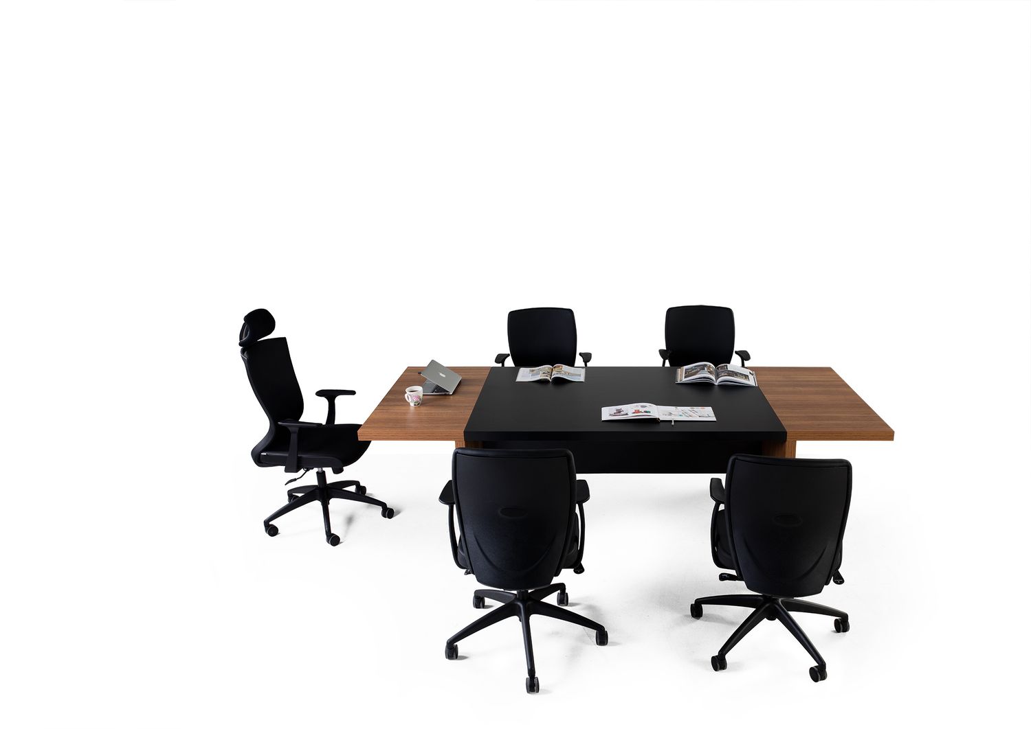Mt13 meeting table
