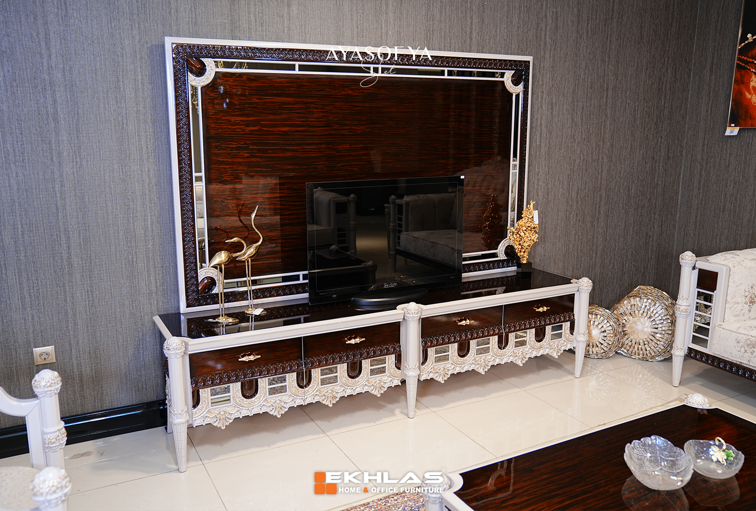 Ayasofya TV table