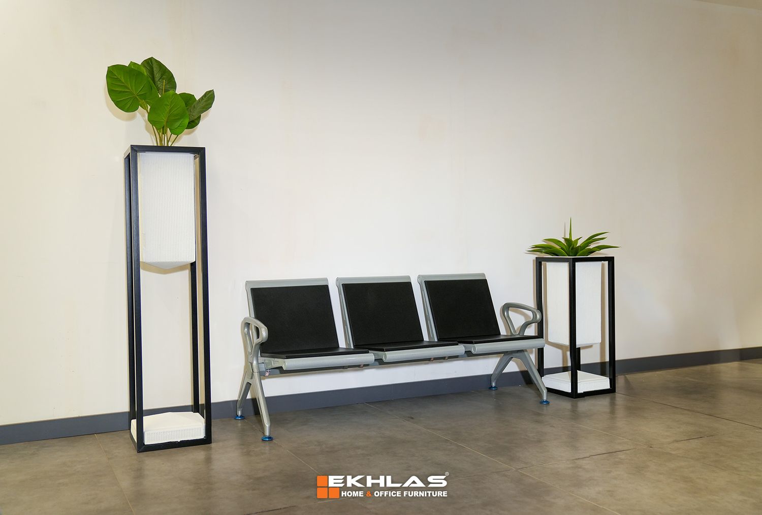22024 Waiting chair