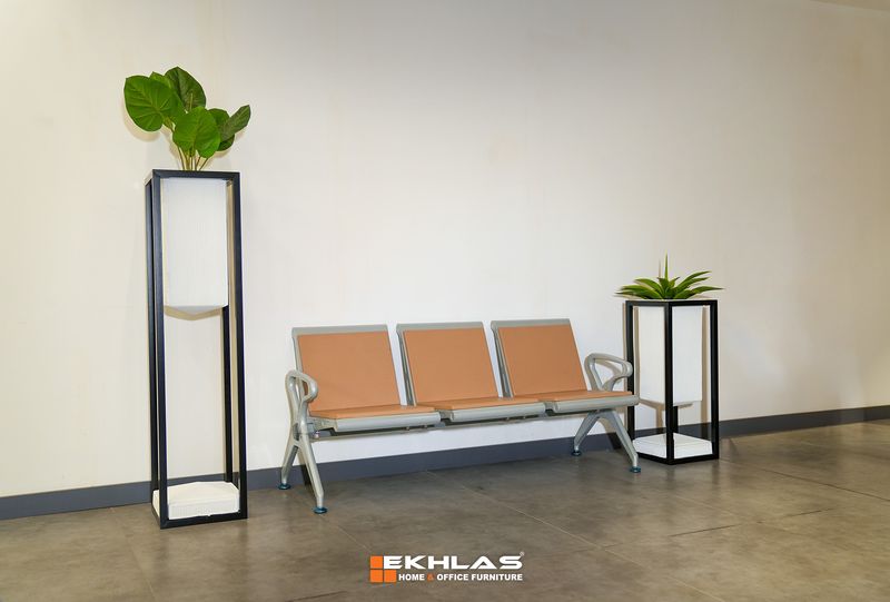 22025 Waiting chair