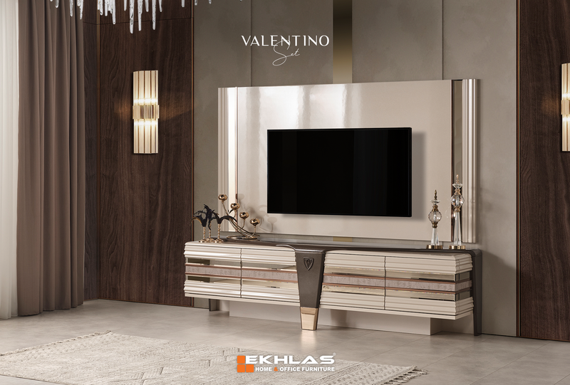 Valentino Tv table
