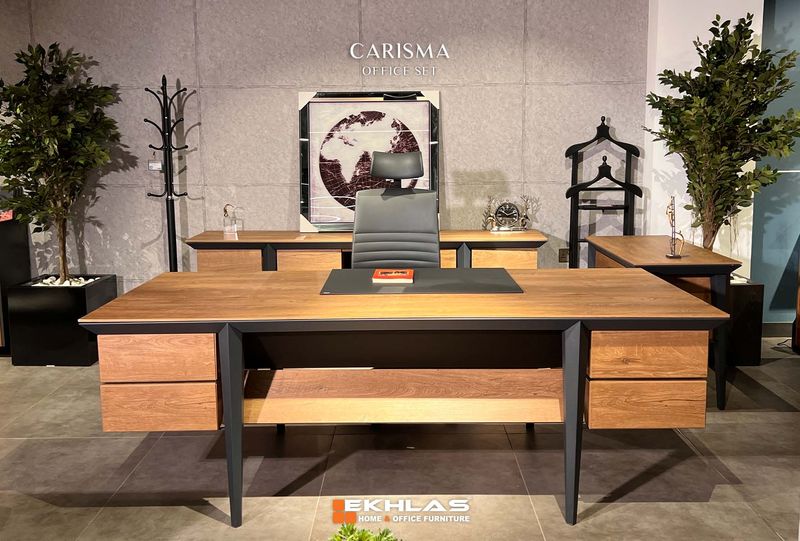 Carisma office set