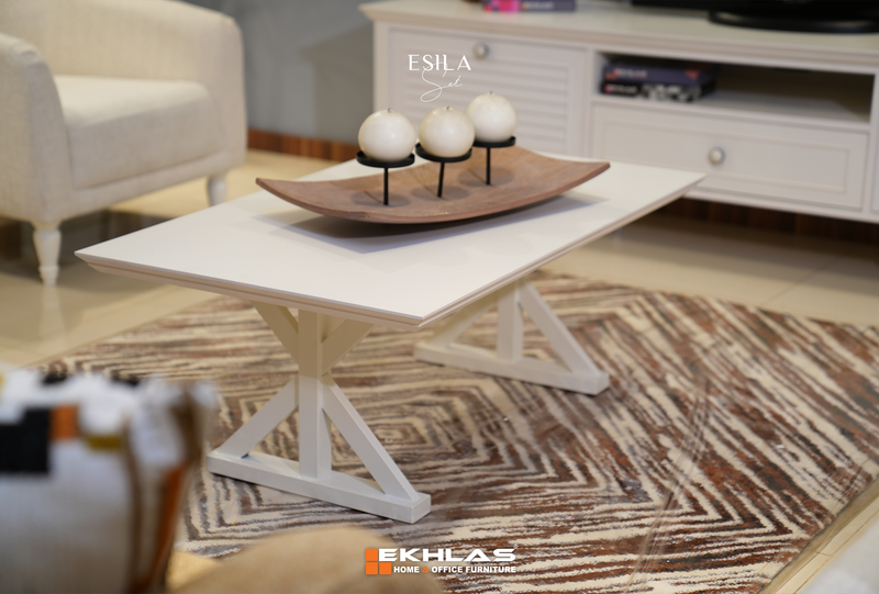 Esila middle table