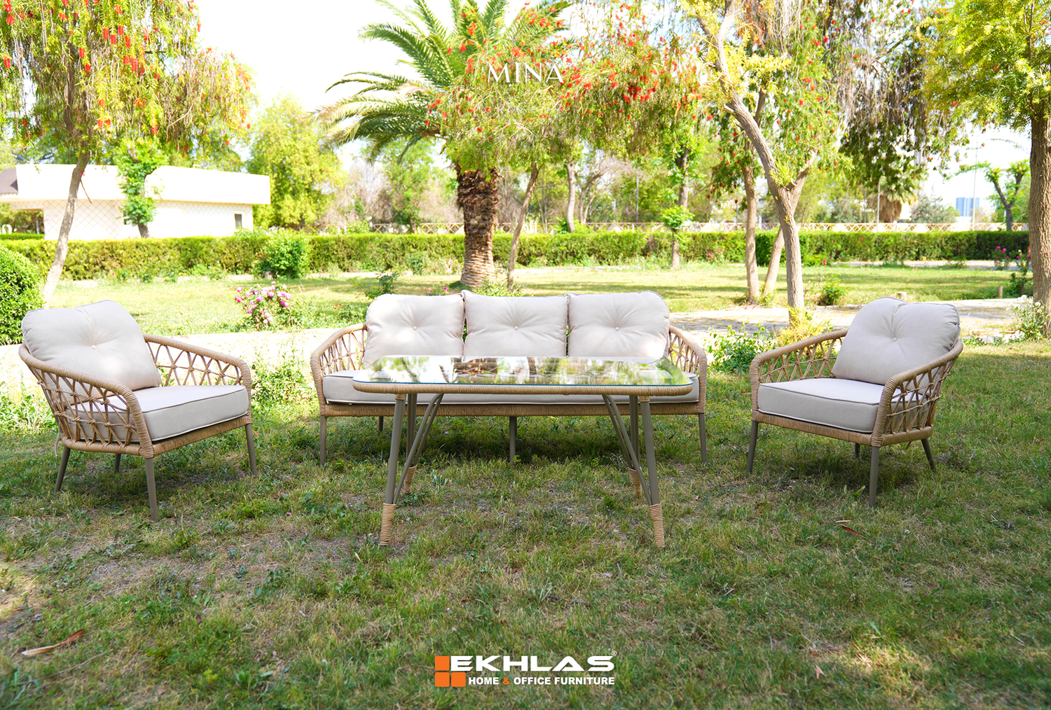 mina Outdoor sofa