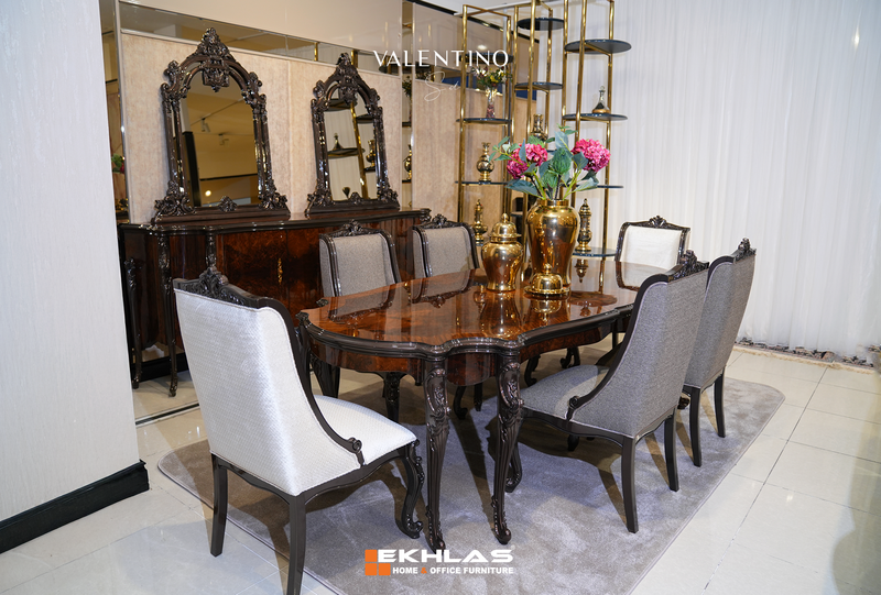 Valentino classic dining room