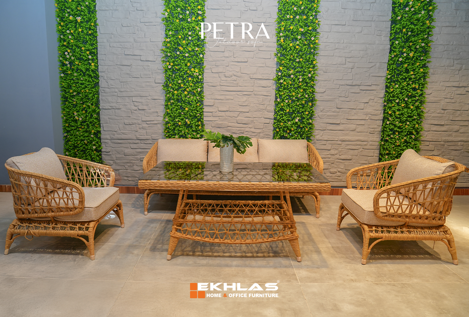 Petra  Outdoor sofa