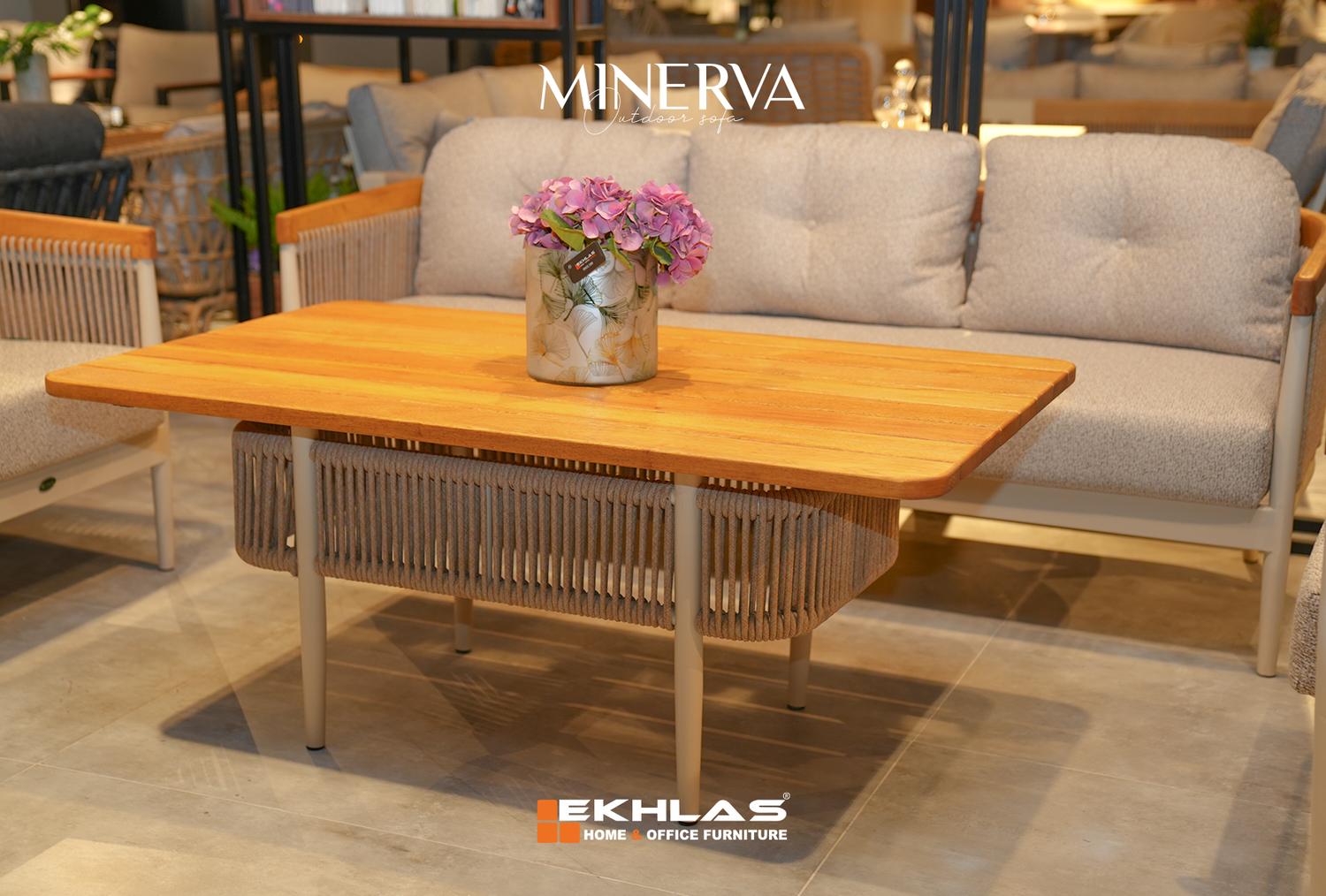 Minerva Outdoor sofa