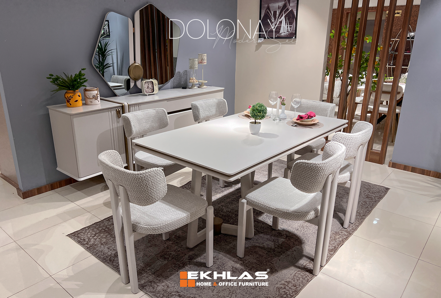 Dolonay dining table