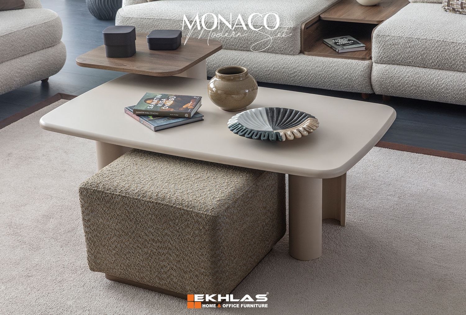 Monaco middle table