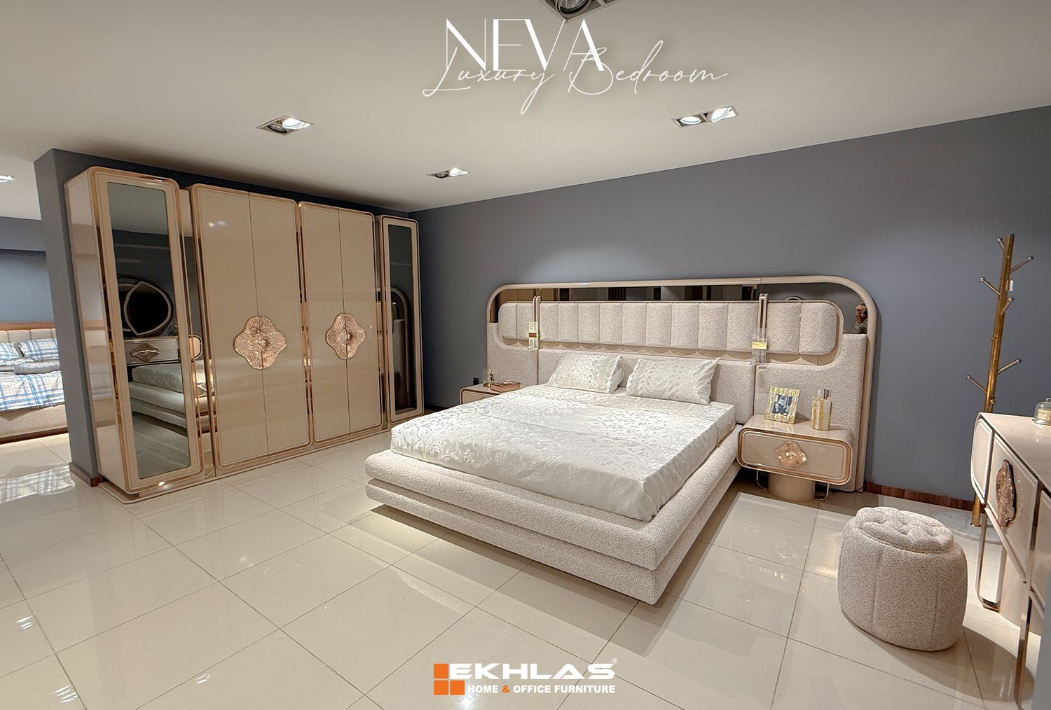 Neva bedroom