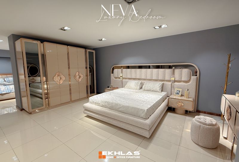 Neva bedroom